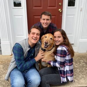 Meet your Posher, Raeann